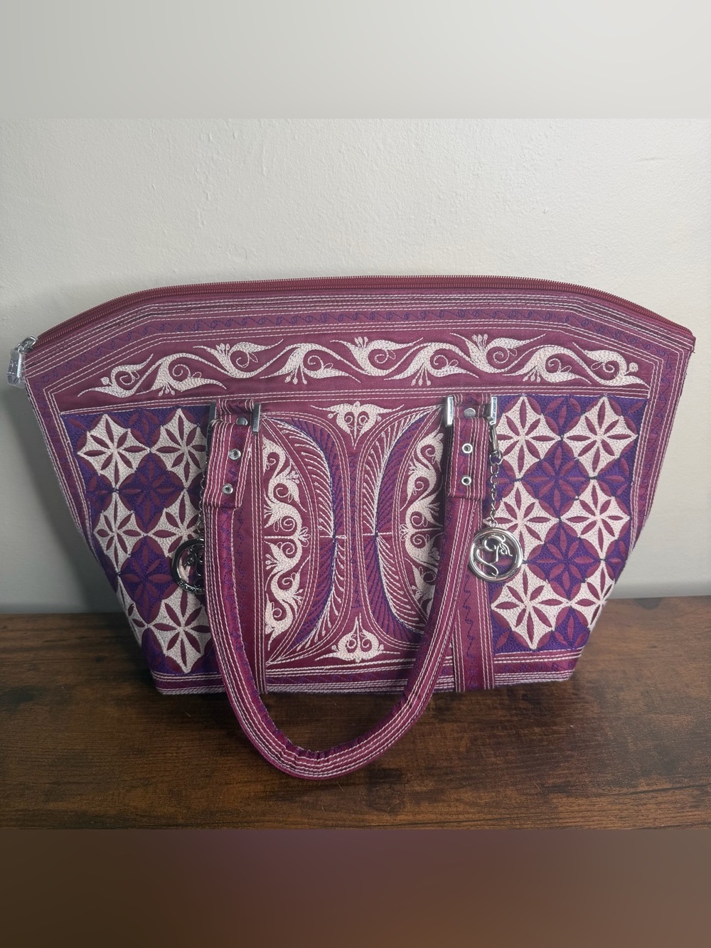 Annisa Tote Bag Banda Bags Embroidered Purse